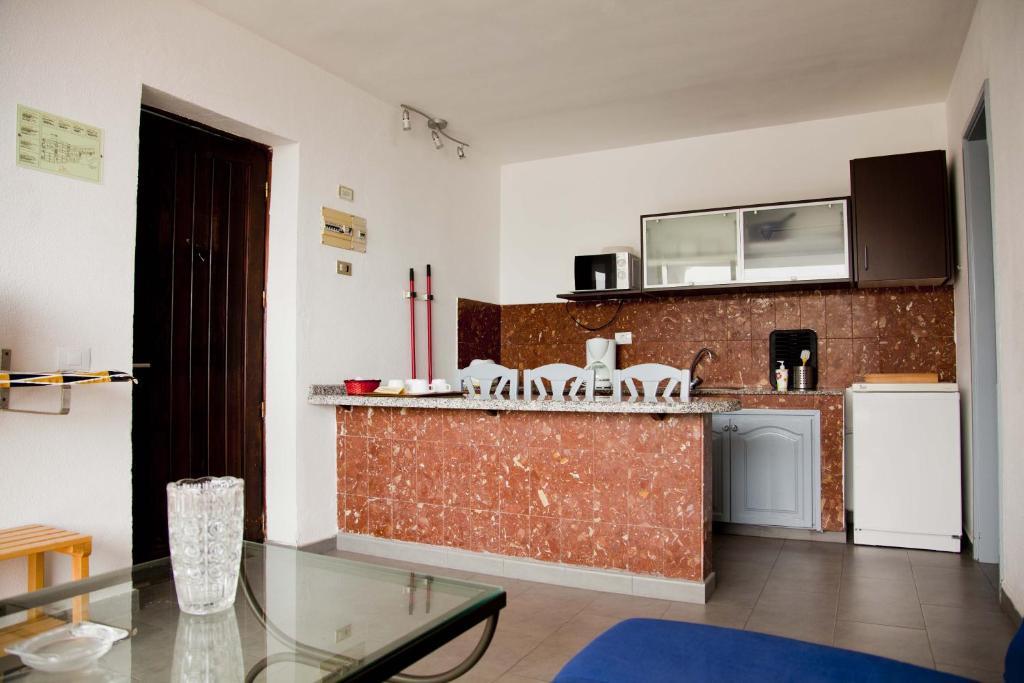 Apartamentos Miriam Пуерто Рико Екстериор снимка